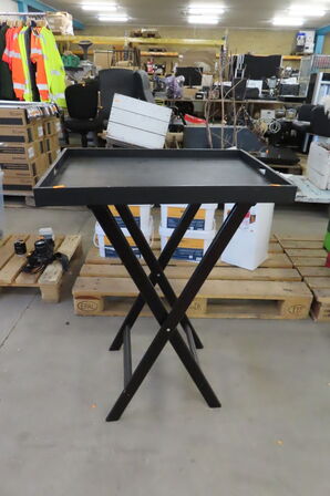 Foldbart stativ med bakke