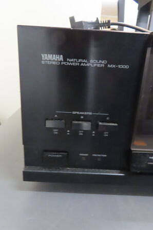 Forstærker YAMAHA  MX-1000