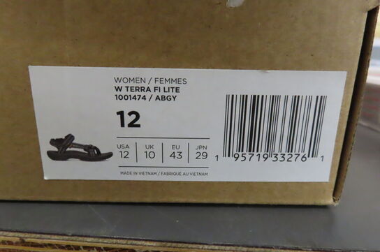 Sandaler TEVA str. 43