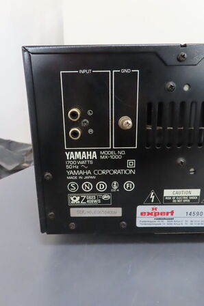 Forstærker YAMAHA  MX-1000
