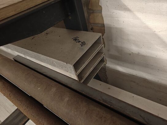 Øvrigt materiale på grenreol