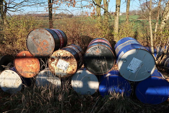 Tank samt div. Tønder