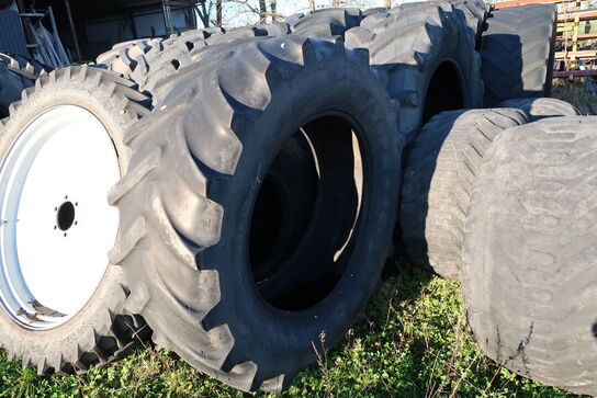 5 stk. dæk bl.a. STARMAXX 270/95R44