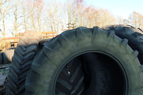 4 stk. traktordæk bl.a. MICHELIN 18.4R38