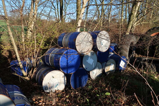 Tank samt div. Tønder