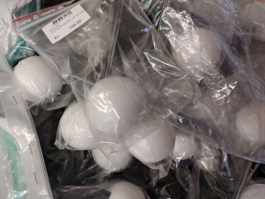 Parti vandstandsregulatorer.