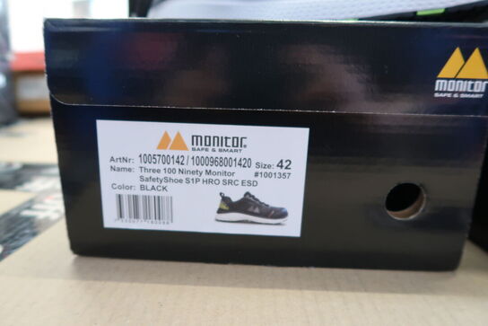 2 par sikkerhedssko Str. 42  MONITOR Model: Three 100 Ninety, Courage