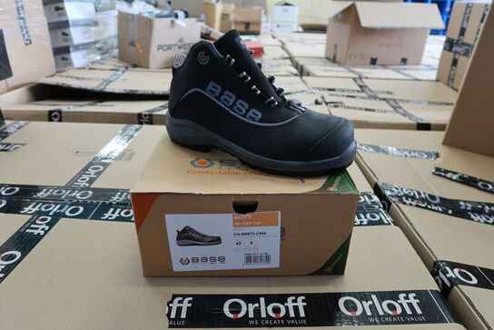 2 par sikkerhedssko Str. 42  BASE Model: B0873