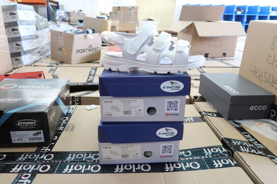 2 par sikkerhedssko Str. 42  EURO DAN Model: Walki Trek Sandal