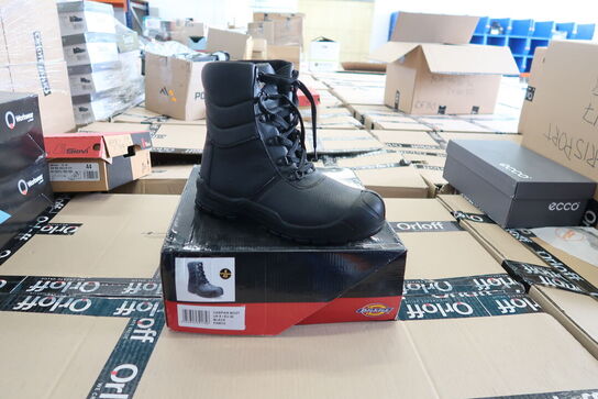 Sikkerhedssko Str. 42  DICKIES Model: Caspian Boot
