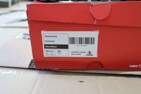 Sikkerhedssko Str. 44½ NEW BALANCE Model: Speedware