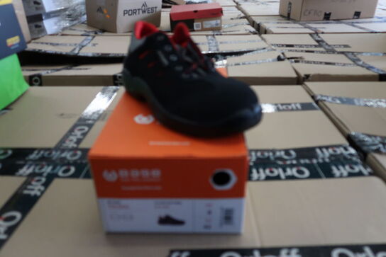 Sikkerhedssko Str. 42  BASE Model: Toledeo B0168B