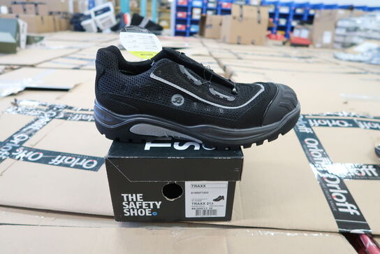 Sikkerhedssko Str. 46 BATA INDUSTRIALS Model: TRAXX 213