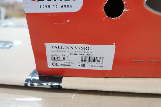 Sikkerhedssko Str. 42  COFRA Model: Tallinn S3 SRC