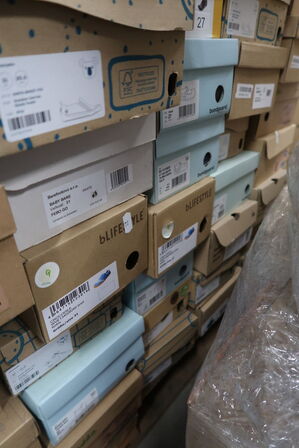 Palle med børnesko og -støvler BLIFESTYLE, BUNDGAARD, FRODDO m.fl.