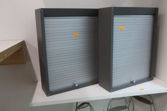 Kulholdere samt 2 stk. skabe