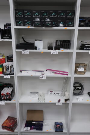 Indhold i 1 stk. reol 