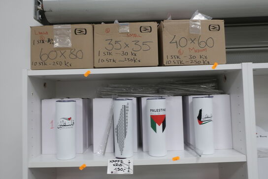 Indhold i 1 stk. reol 