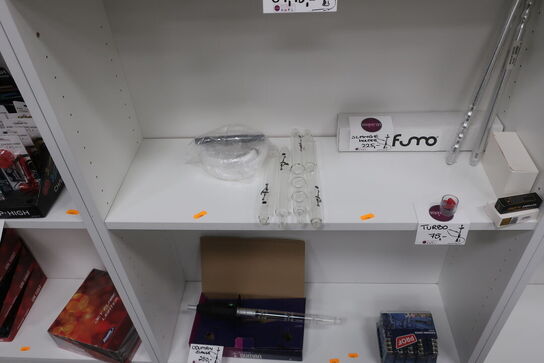 Indhold i 1 stk. reol 