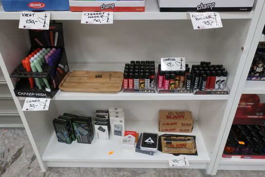 Indhold i 3 stk. reoler 