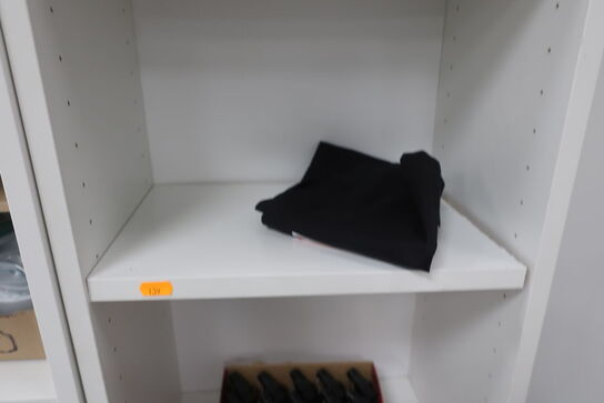 Indhold i 3 stk. reoler 