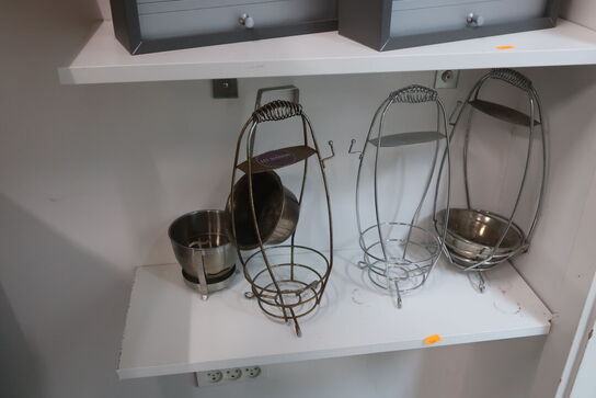 Kulholdere samt 2 stk. skabe