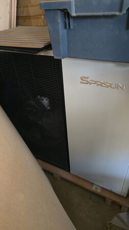 Luft til vand varmepumpe HELT NY SPRSUN CGK -040V 3L  - B