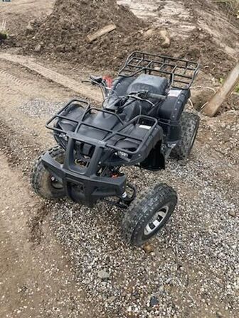 ATV 250cc voksenmodel med 15 HK benzinmotor