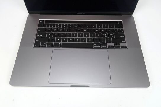 Apple MacBook Pro 16" i9-9980HK / 64GB RAM