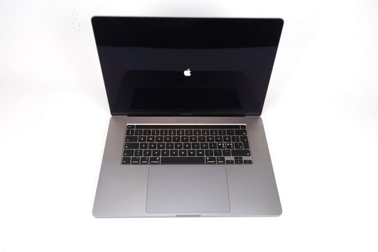 Apple MacBook Pro 16" i7 i7-9750H