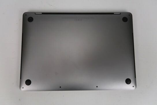 Apple MacBook Pro 2020  i7-1068NG7 13"