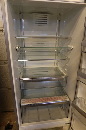 Køle-/Fryseskab AEG RCB6376BKX