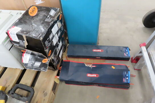 Diverse Gipsskruer og stavsøm