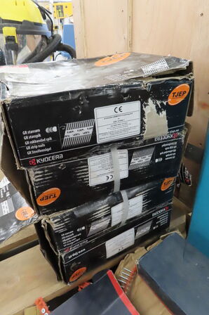 Diverse Gipsskruer og stavsøm