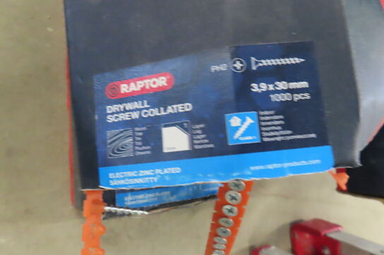 Diverse Gipsskruer og stavsøm