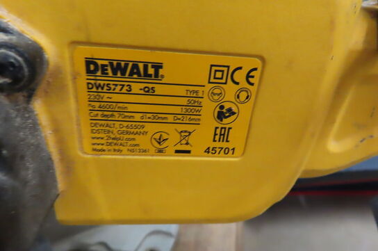 Kap- & geringssav inkl. Arbejdstation DEWALT