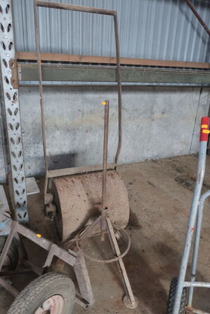 Tromle, sækkevogn samt vogn