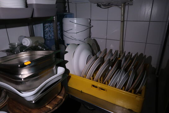 Div. Gastrobakker, køkkenservice m.m.