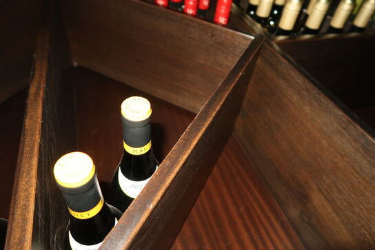 17 flasker rødvin PINOT NOIR DOUDET-NAUDIN