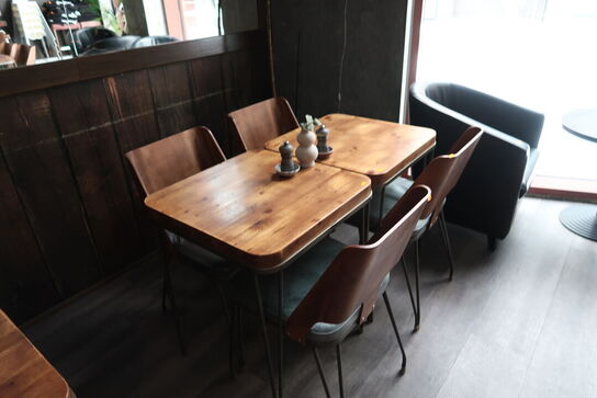 2 stk. borde med 4 stk. stole 