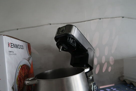 Køkkenmaskine ROYALTY LINE PKM-2800.472.1BG