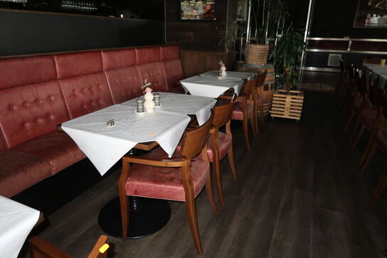 6 stk. borde med 6 stk. stole SASA