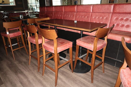 Barbord med 4 stk. barstole SASA