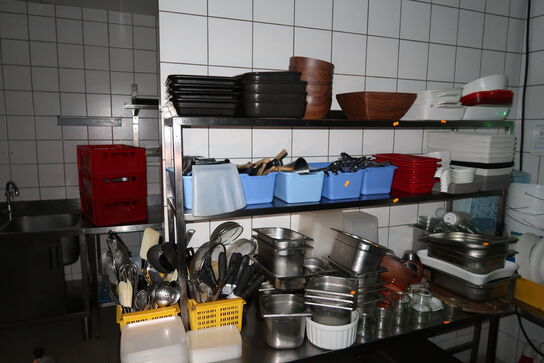 Div. Gastrobakker, køkkenservice m.m.