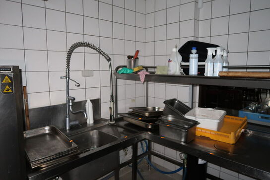 Div. Gastrobakker, køkkenservice m.m.