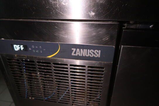 Kølebord ZANUSSI ZH3HBBBB uden indhold