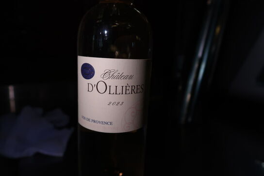 12 flasker hvidvin CHATEAU D'OLLIERES