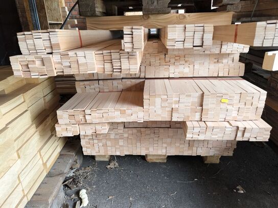 Palle med planker, bjælker og lister