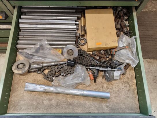 2 skuffer med div. Værktøj