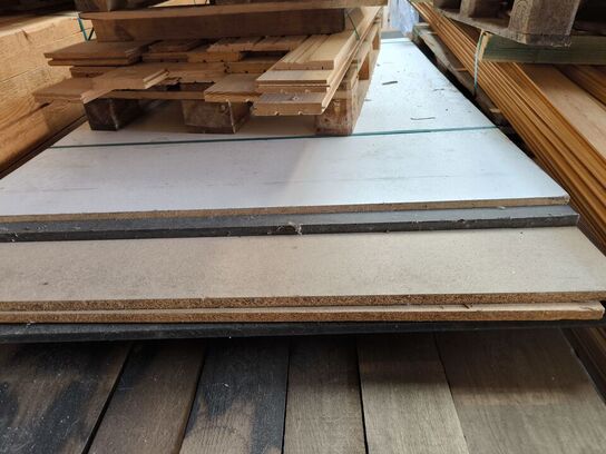 Palle med lister og plader